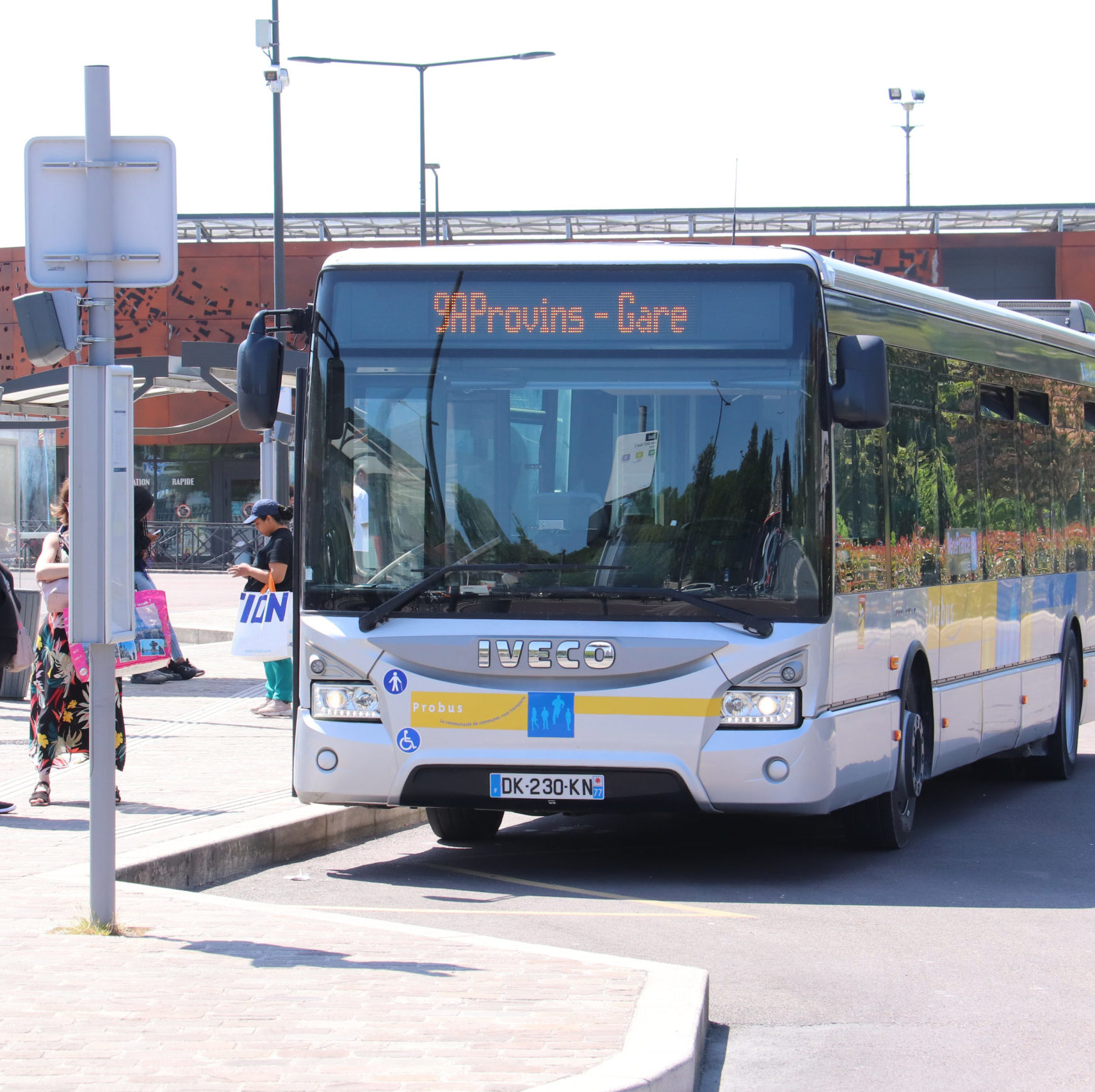 You are currently viewing L’OFFRE DE TRANSPORT EN COMMUN SE RENOUVELLE